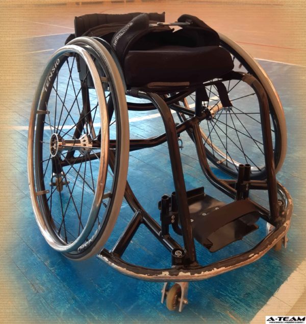Кресло-коляска для игры в баскетбол